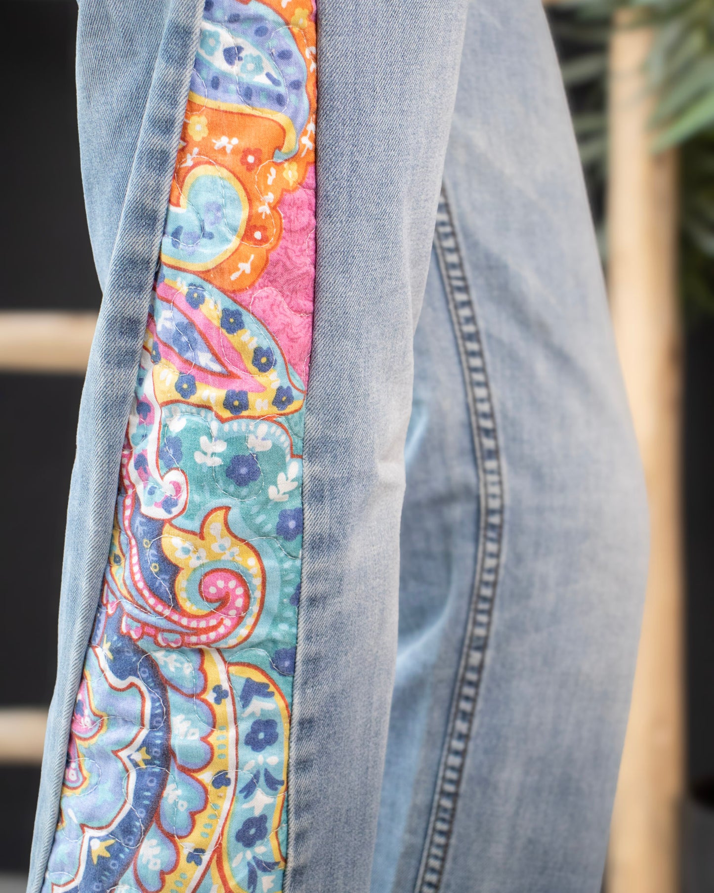 Pantalón Jeans Lados de Colores